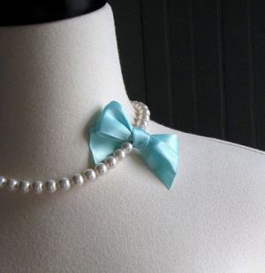 mylusciouslife.com - Tiffany blue bow with pearls.jpg